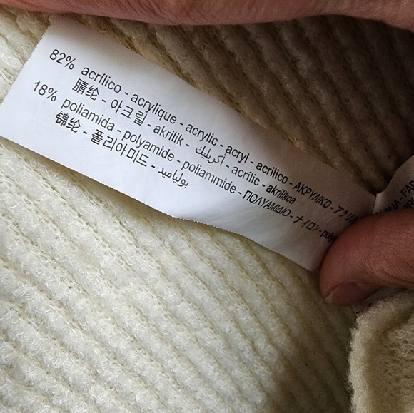 Zara Ribbed Sweater T-shirt - Picture 4 of 4